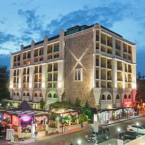 Babylon Hotel